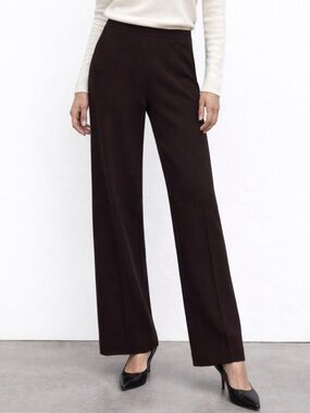 St. John Knit Straight Leg Pants in Chocolate Brown